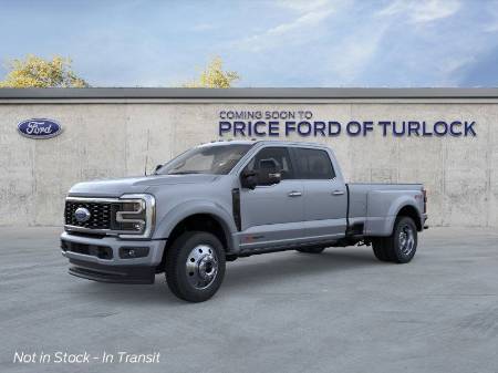 2025 Ford Super Duty F-450 DRW Platinum