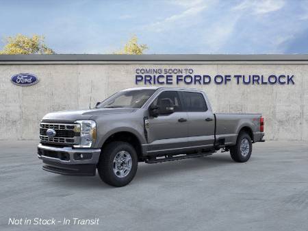 2026 Ford Super Duty F-350® XLT