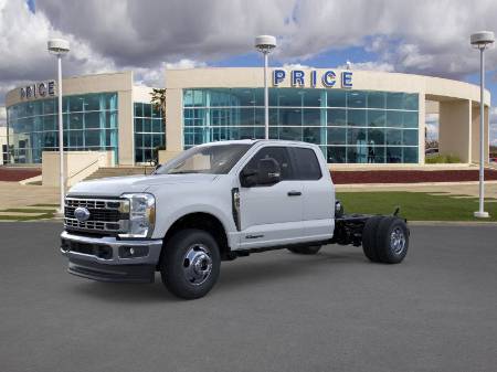 2026 Ford Chassis Cab F-350® XLT