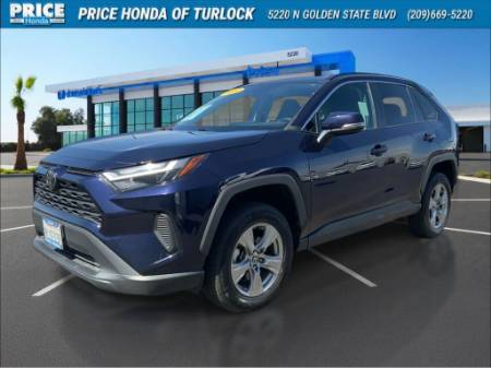 2024 Toyota RAV4 XLE