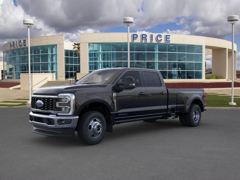 2025 Ford Super Duty F-350® LARIAT®