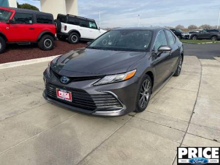 2024 Toyota Camry Hybrid XLE